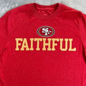 San Francisco 49ers T-Shirt Men Medium Red Faithful NFL Graphic Embroidered Nike